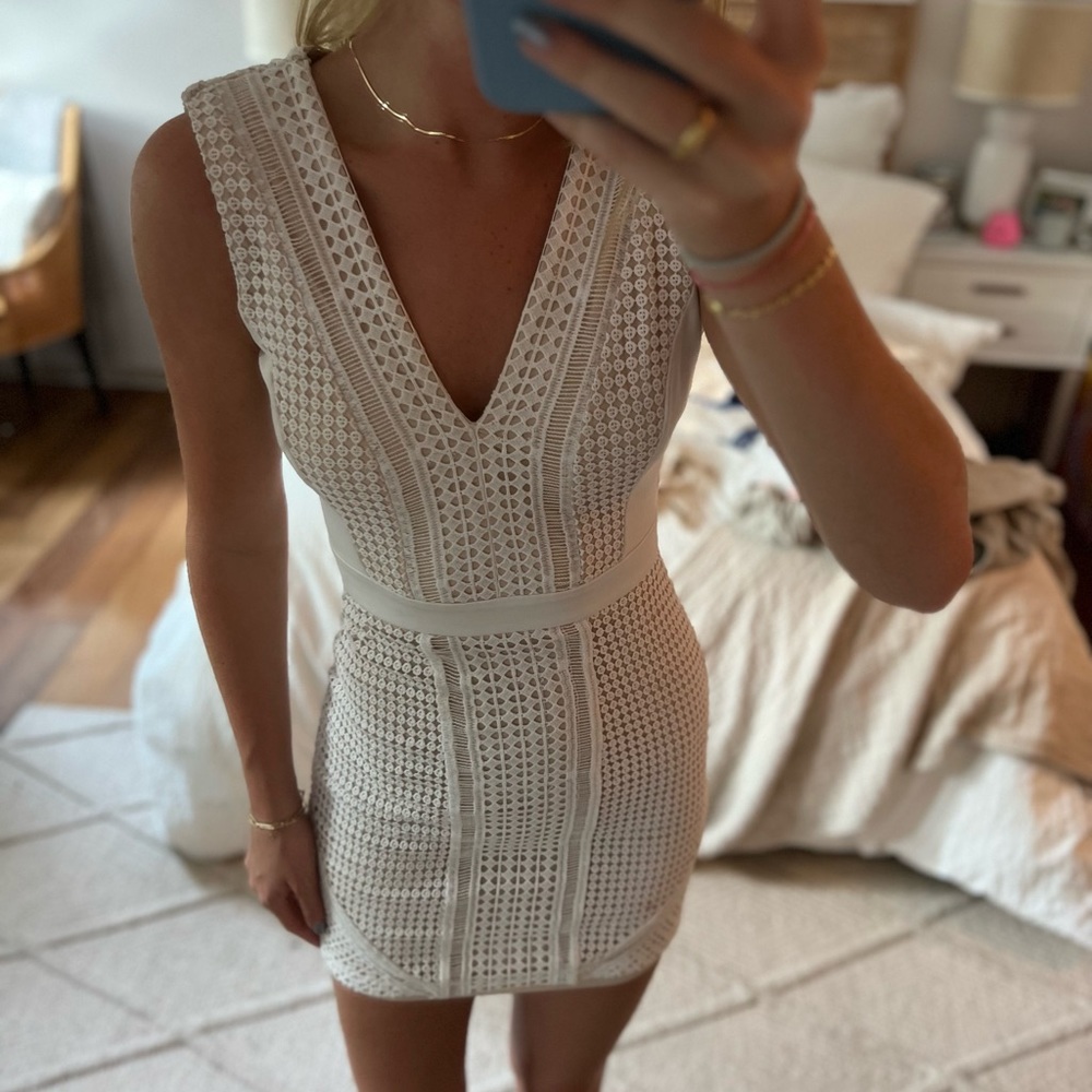 Beautifully chic BEBE dress